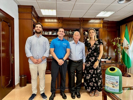Un hostelero recibe un premio por su labor medioambiental