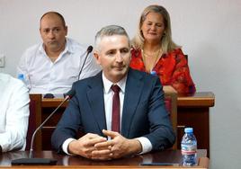 El PP denuncia que Vícar arrastra una deuda de casi 14 millones de euros por la «nefasta gestión» de Bonilla