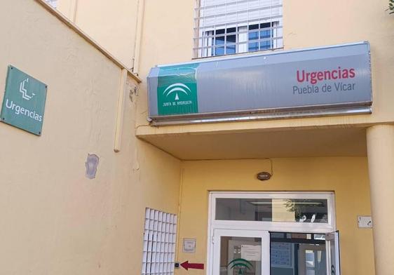 Entrada de Urgencias del ambulatorio de la Puebla de Vícar.