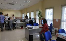 Oficina de servicios sociales en el municipio de Roquetas de Mar.