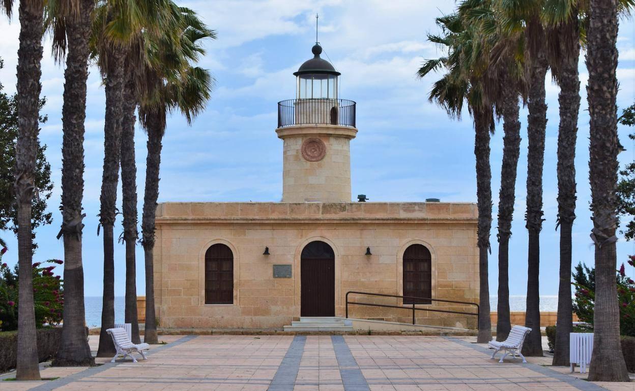 Roquetas pide a la Junta la cesión del edificio del Faro por un periodo de 20 años