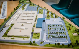 Maqueta del futuro complejo hospitalario público que se situará en Roquetas de Mar.