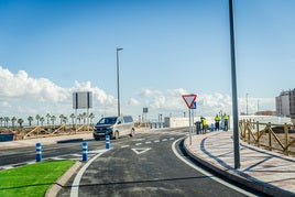 Obras de conexión de la carretera Alicún con la Av. Reino de España.