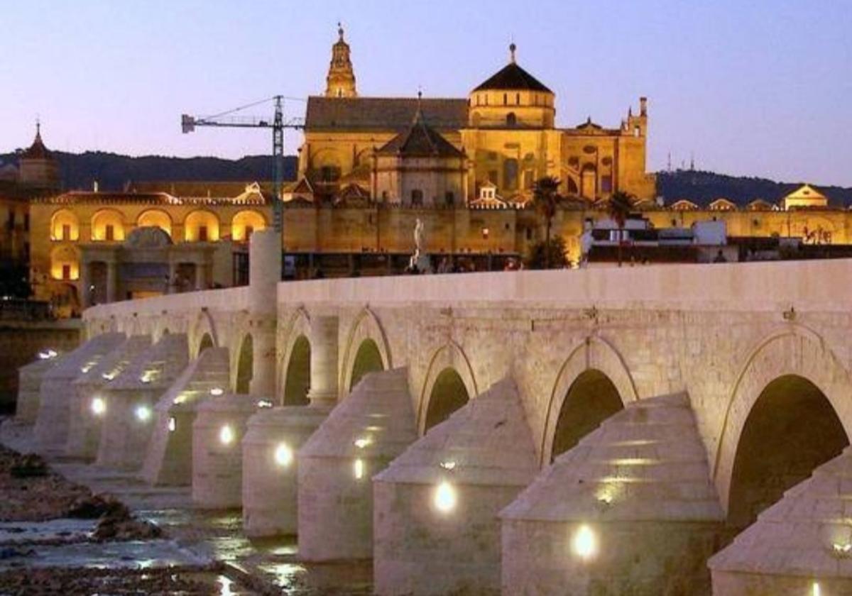 Imagen del puente romano, uno de los lugares icónicos de Córdoba.