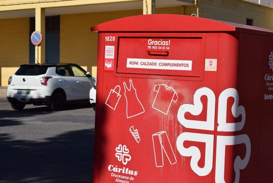 Vícar dona más de 40 toneladas de textiles en el 2023