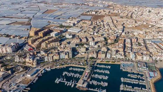 La concesión para construir y explotar un hospital privado en Roquetas de Mar durante 75 años queda desierta