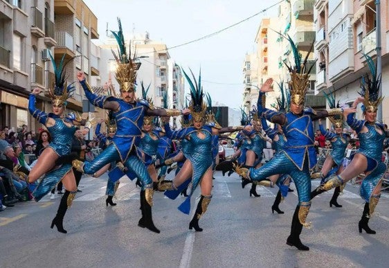 Águilas, meca del Carnaval de Murcia, una de las visitas de los vicarios