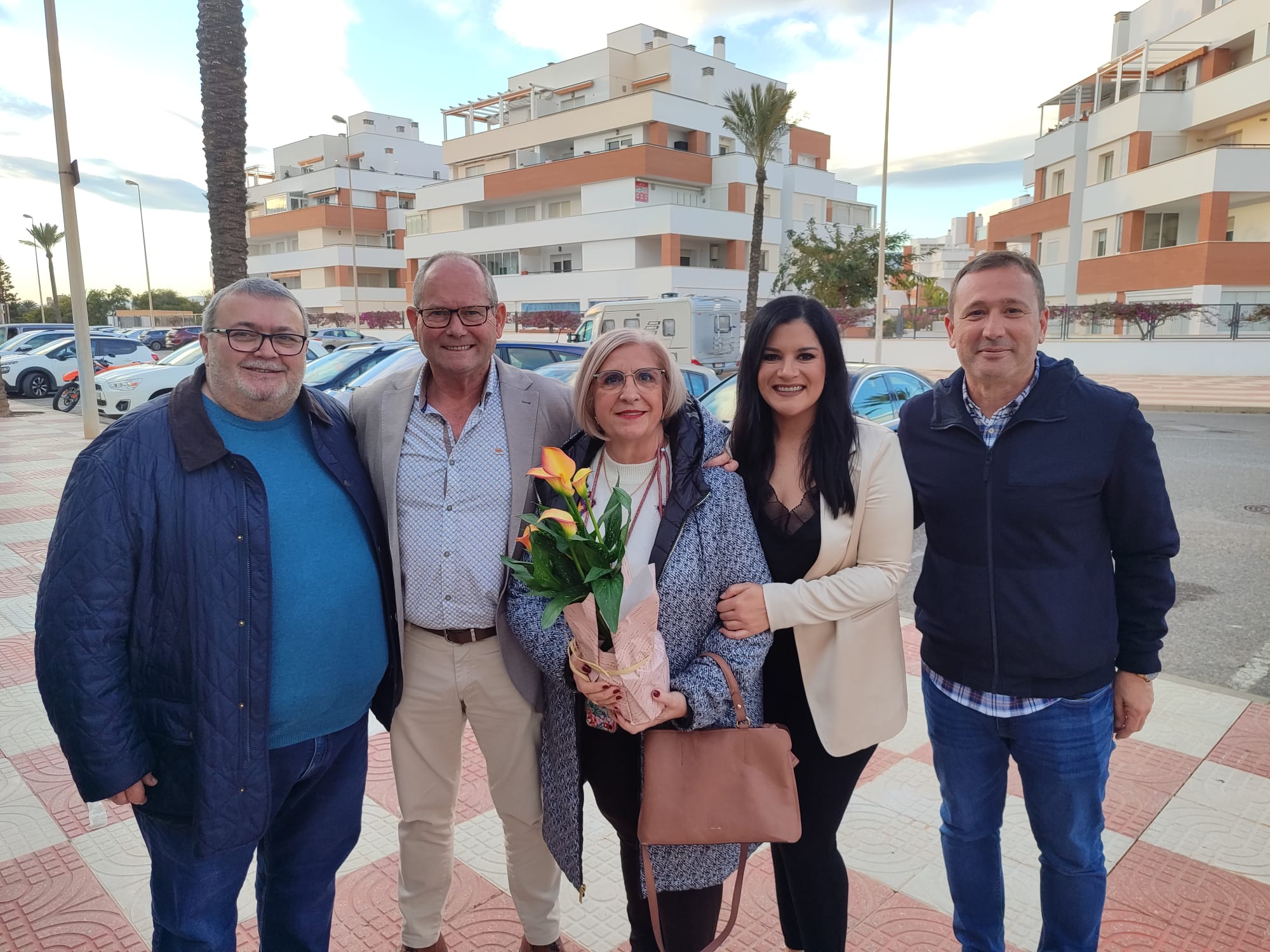 Las imágenes de la despedia de Francisco García, un policía único en Roquetas