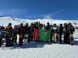 Integrantes en Sierra Nevada.