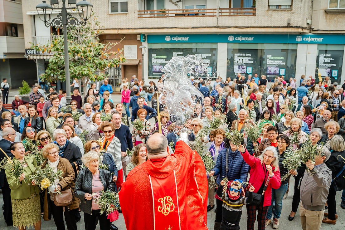 Así fue la procesión de las Palmas y Olivos