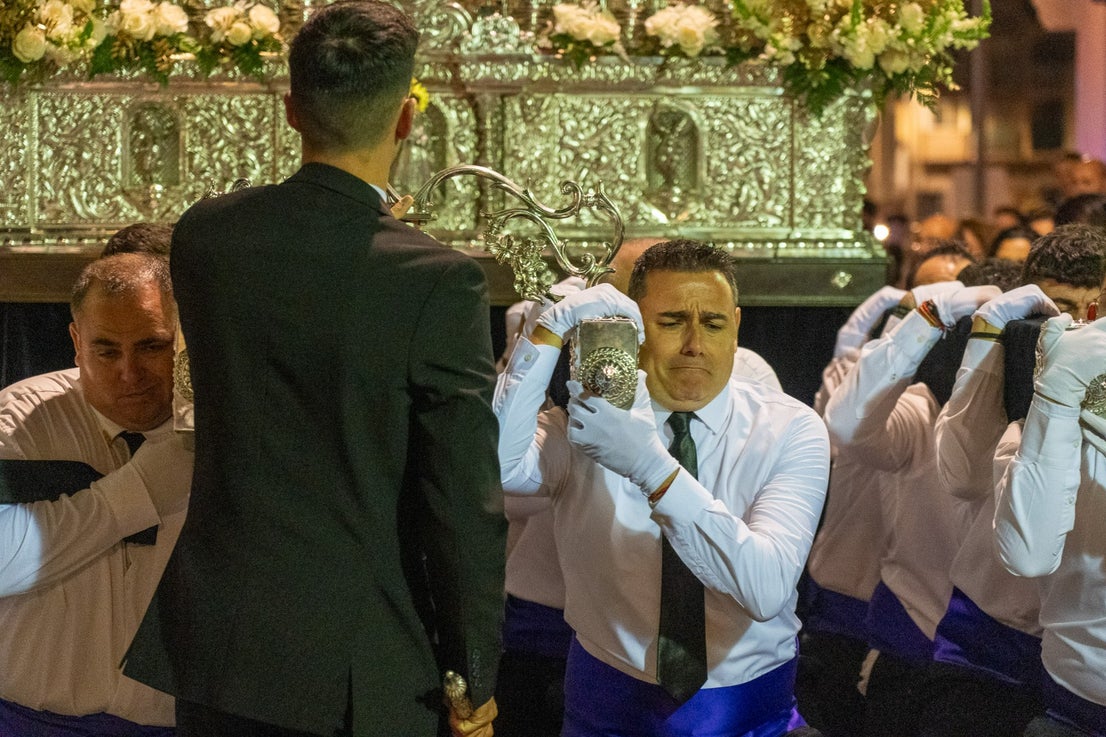 La Cofradía Nuestra Señora de los Dolores, en imágenes