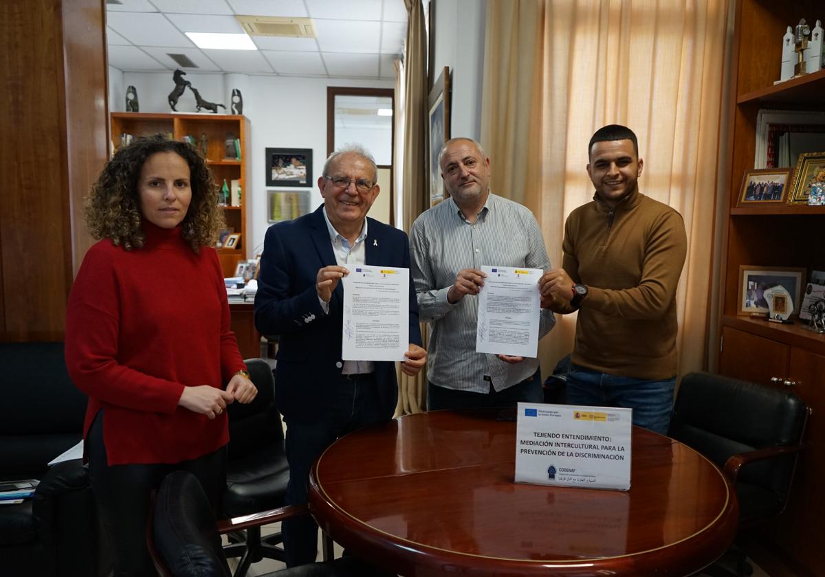 Vícar colabora con un proyecto para prevenir sobre la discriminación de los inmigrantes