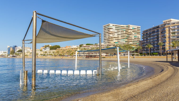 Las seis playas de Roquetas de Mar que ondearán este verano las banderas azules