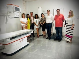El delegado de Salud visita las instalaciones equipadas por el Servicio Andaluz de Salud.