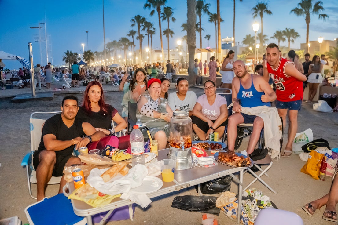 Así fue la Noche de San Juan en Roquetas de Mar
