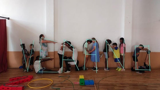 Un centenar de niños se refuerzan en verano