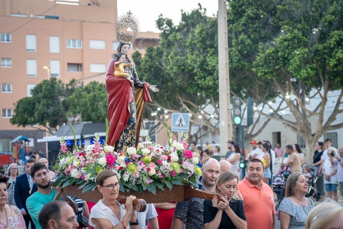 Así fue la procesión de la Virgen del Mar en Las Marinas