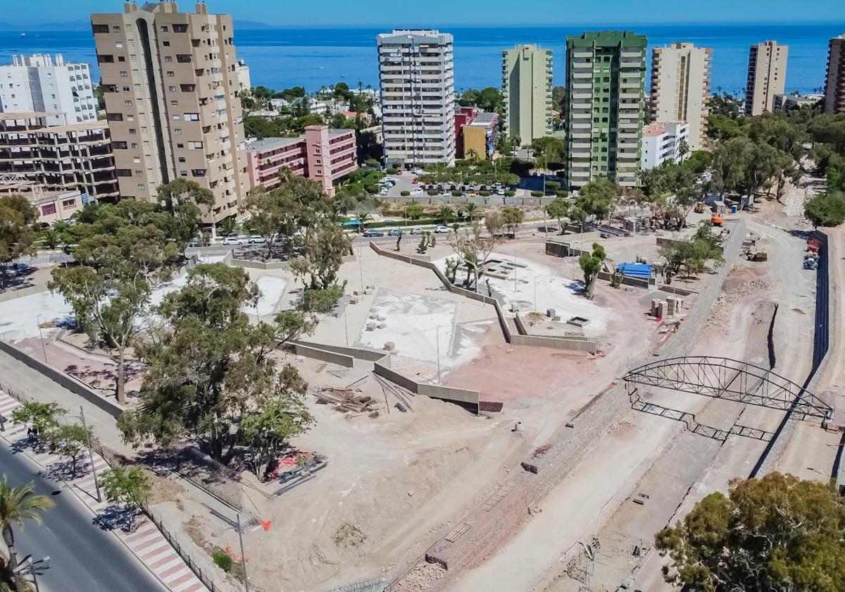 Así estaban las obras de la Rambla San Antonio de Aguadule a finales de junio en la localidad costera.