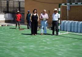 El alcalde de la localidad visita las obras en Barrio Archilla.