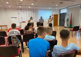 Una de las charlas impartidas en el municipio de Vícar.