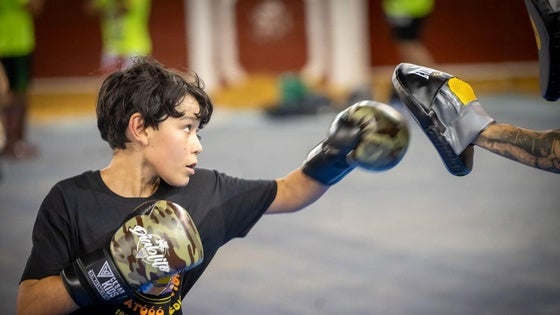 Roquetas inaugura sus 'Olimpiadas', con centenares de deportistas que compiten en 13 disciplinas