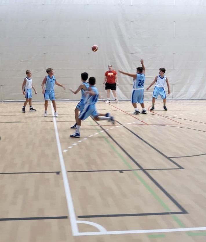 Imagen secundaria 2 - Roquetas inaugura sus 'Olimpiadas', con centenares de deportistas que compiten en 13 disciplinas