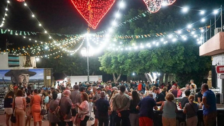 Juegos, fútbol y fiesta de la espuma para las Fiestas de La Envía