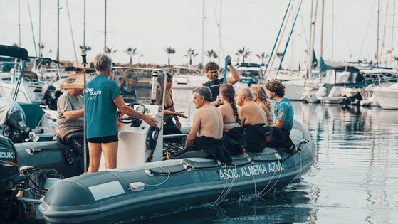 La limpieza de fondos marinos deja 85 kilogramos de basura