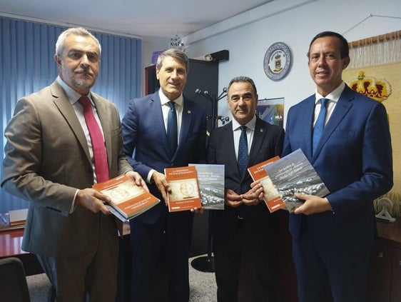 El subdelegado del Gobierno de España en Andalucía destaca la integración que existe en La Mojonera