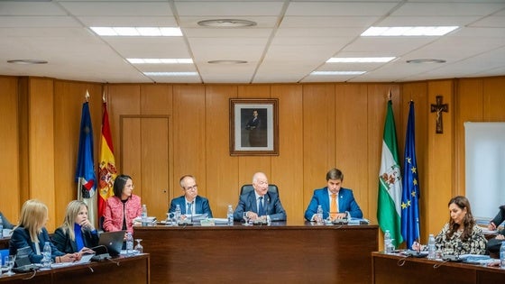 La oposición disconforme por las «inversiones alejadas de lo que necesitan los roqueteros»