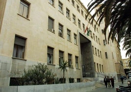 Exterior del Palacio de Justicia de Almería.