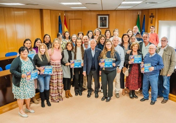 Amat entrega los premios del Concurso de Belenes de mayores, centros educativos, cofradías y hermandades