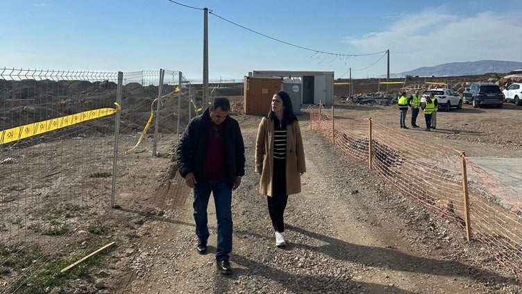 La Mojonera inicia las obras de conexión de la desaladora con una gran inversión