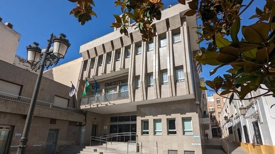 El Consistorio roquetero deja a cero la deuda municipal y sigue con las inversiones previstas