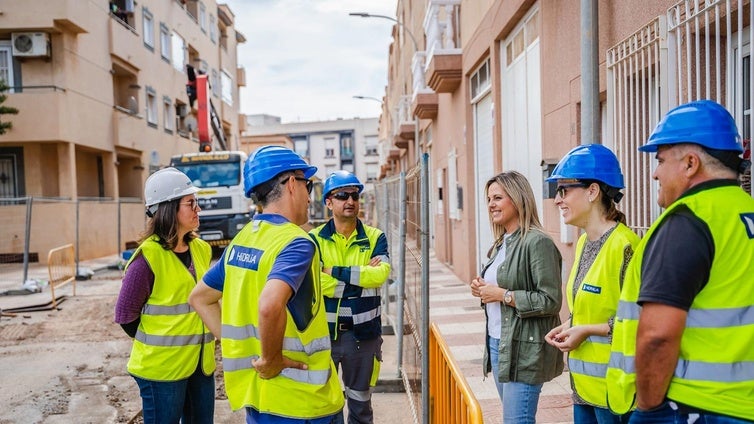 Roquetas impulsa la renovación de redes de saneamiento en cuatro zonas de la ciudad