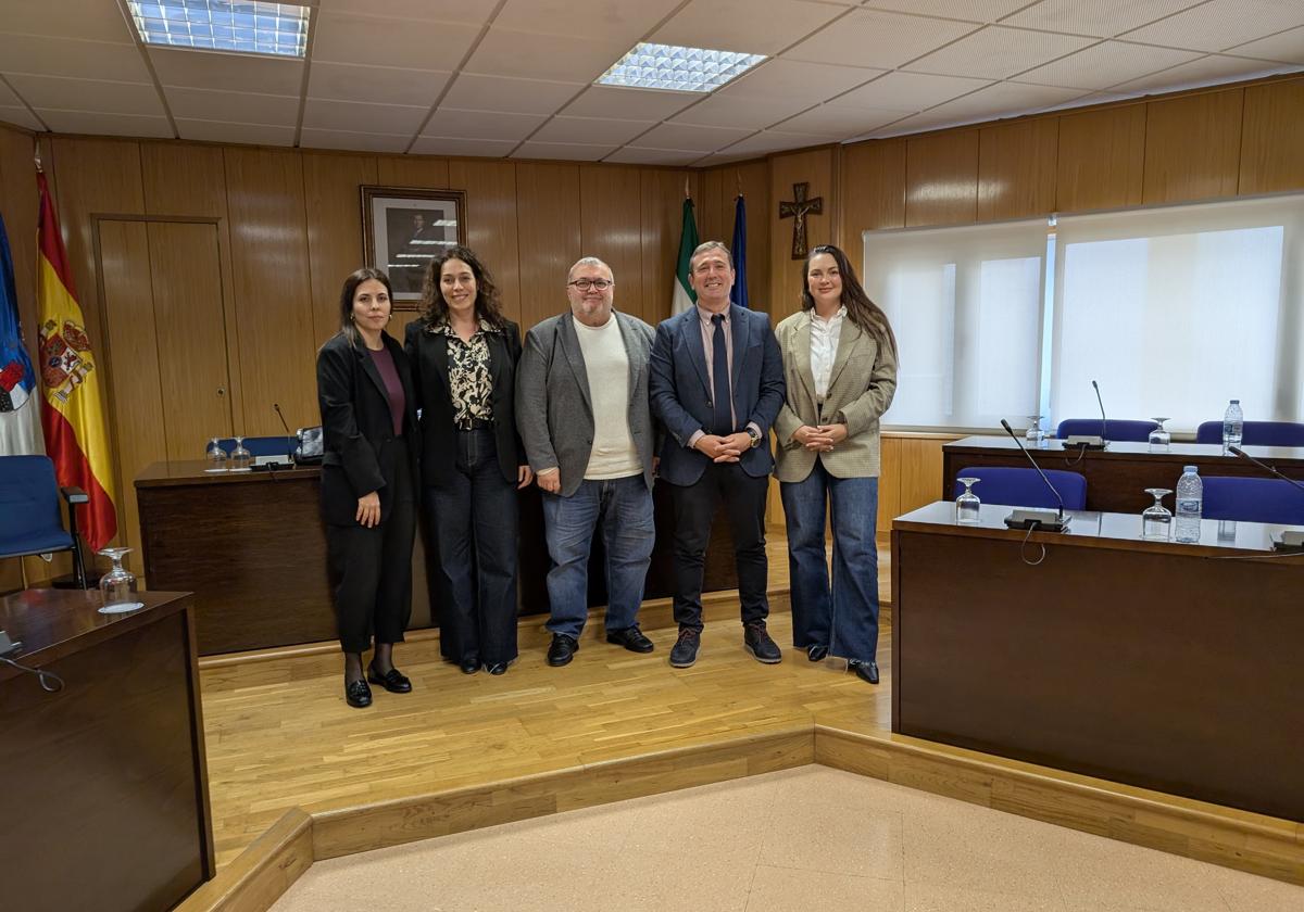 Critican que el PP no potencie los senderos de la parte roquetera de Sierra de Gádor