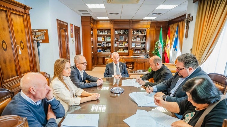 45.000 euros para ayudar a las cofradías de Roquetas