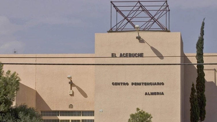 Ingresa en prisión el presunto autor de la muerte del bebé por circuncisión en Roquetas