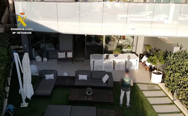 Una de las viviendas del clan familiar.