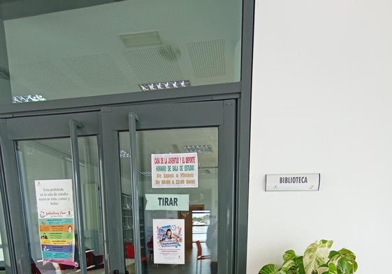 Biblioteca del municipio vicario.