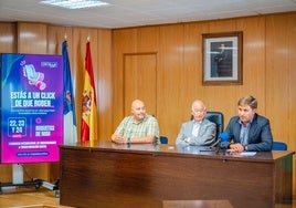 La presentación del acto esta mañana en Roquetas de Mar.