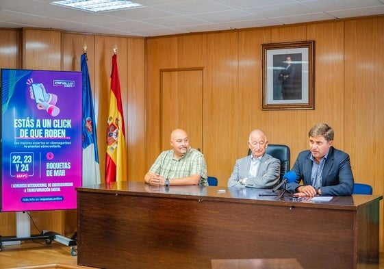 La presentación del acto esta mañana en Roquetas de Mar.