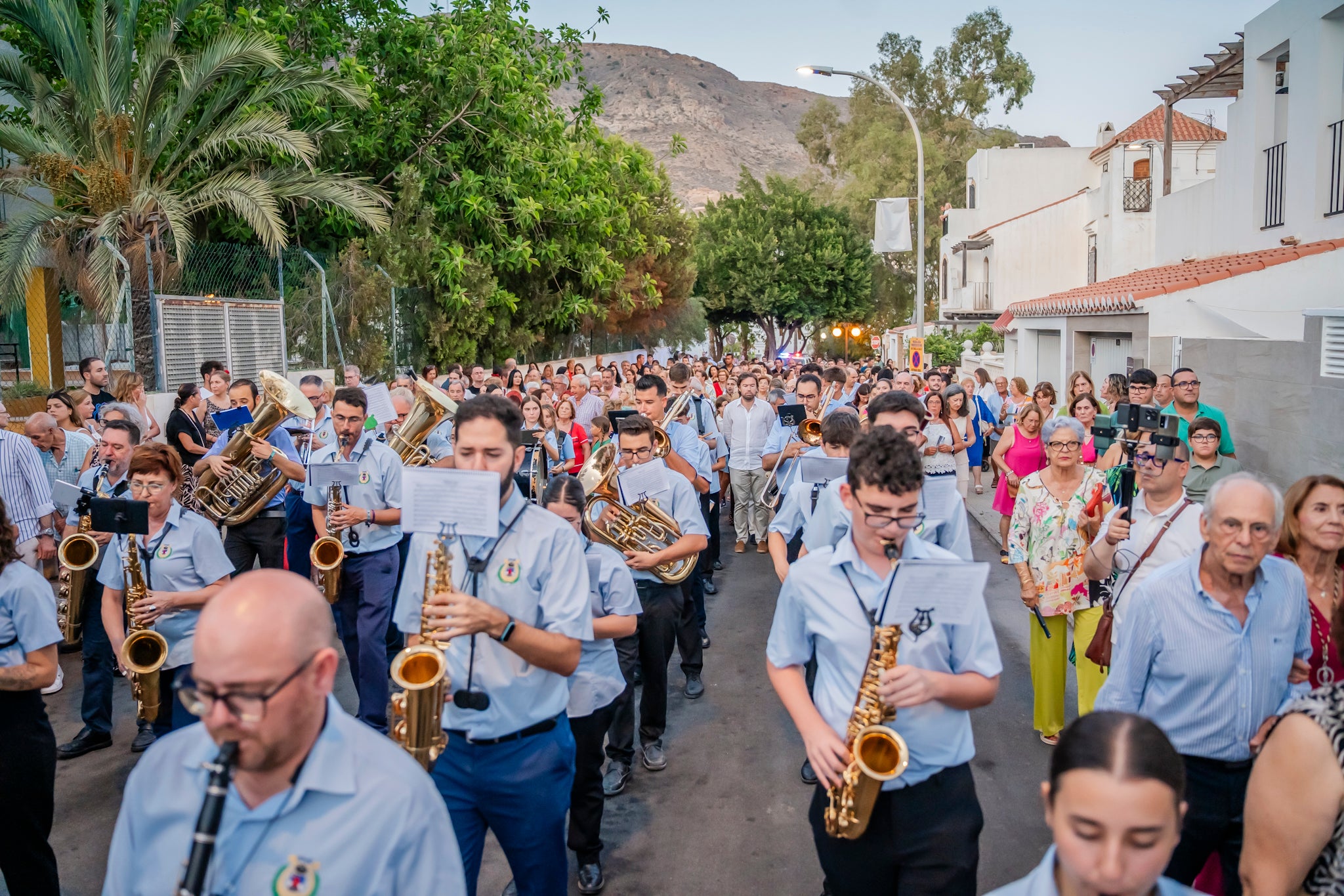 La Virgen del Carmen pasea por Aguadulce