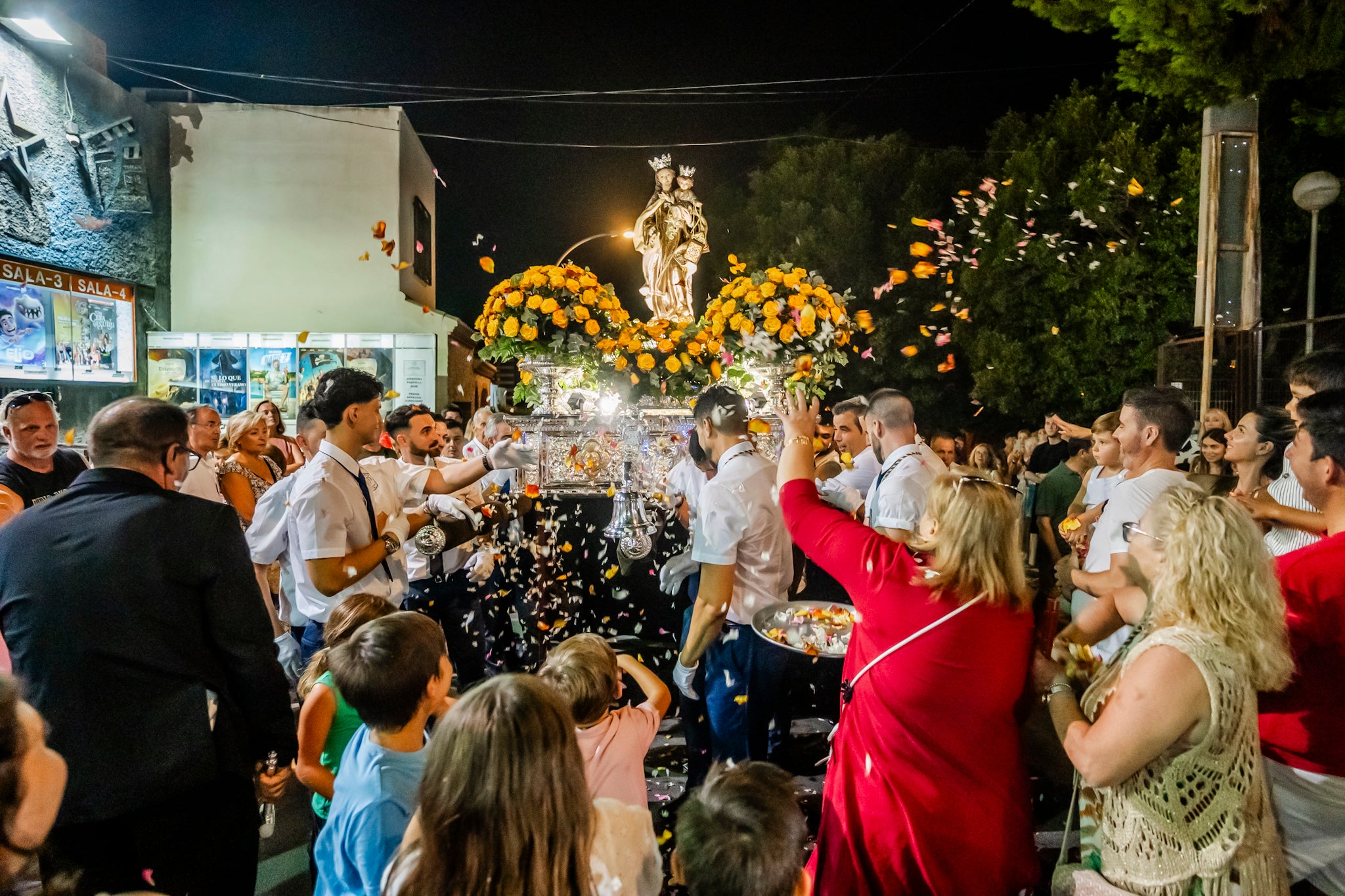 La Virgen del Carmen finaliza las Fiestas de Aguadulce