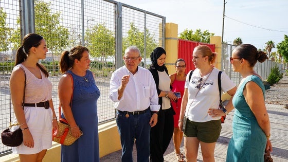 Vícar renueva el vallado perimetral del CEIP Federico García Lorca