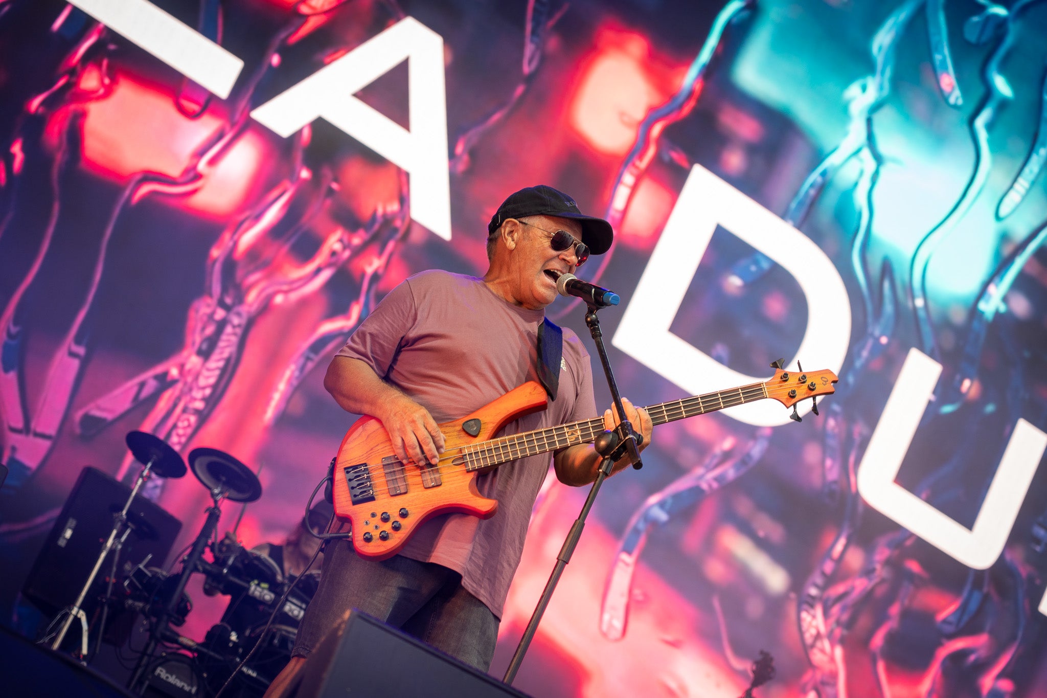 El rock local brilla con fuerza en el I Rocketas Playa