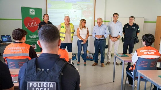 Fundación Caja Rural Granada hará entrega de un DEA por su plan 'Corazón Rural'