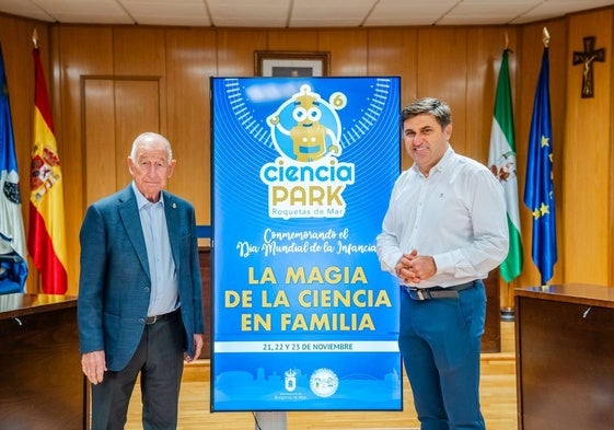 La presentación del evento se ha llevado a cabo en el Salón de Plenos del Ayuntamiento de Roquetas.