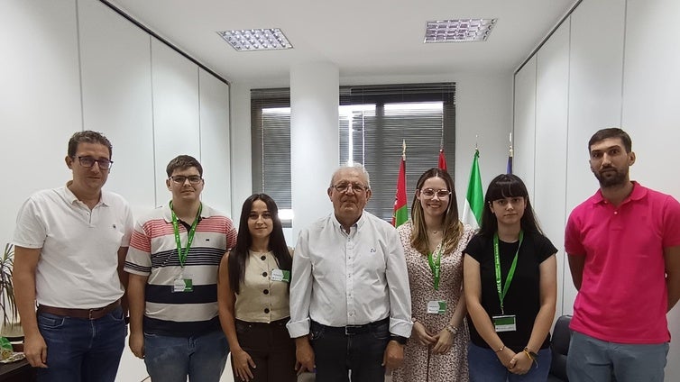 Vícar aumenta la plantilla del Consistorio gracias al programa Emplea-T