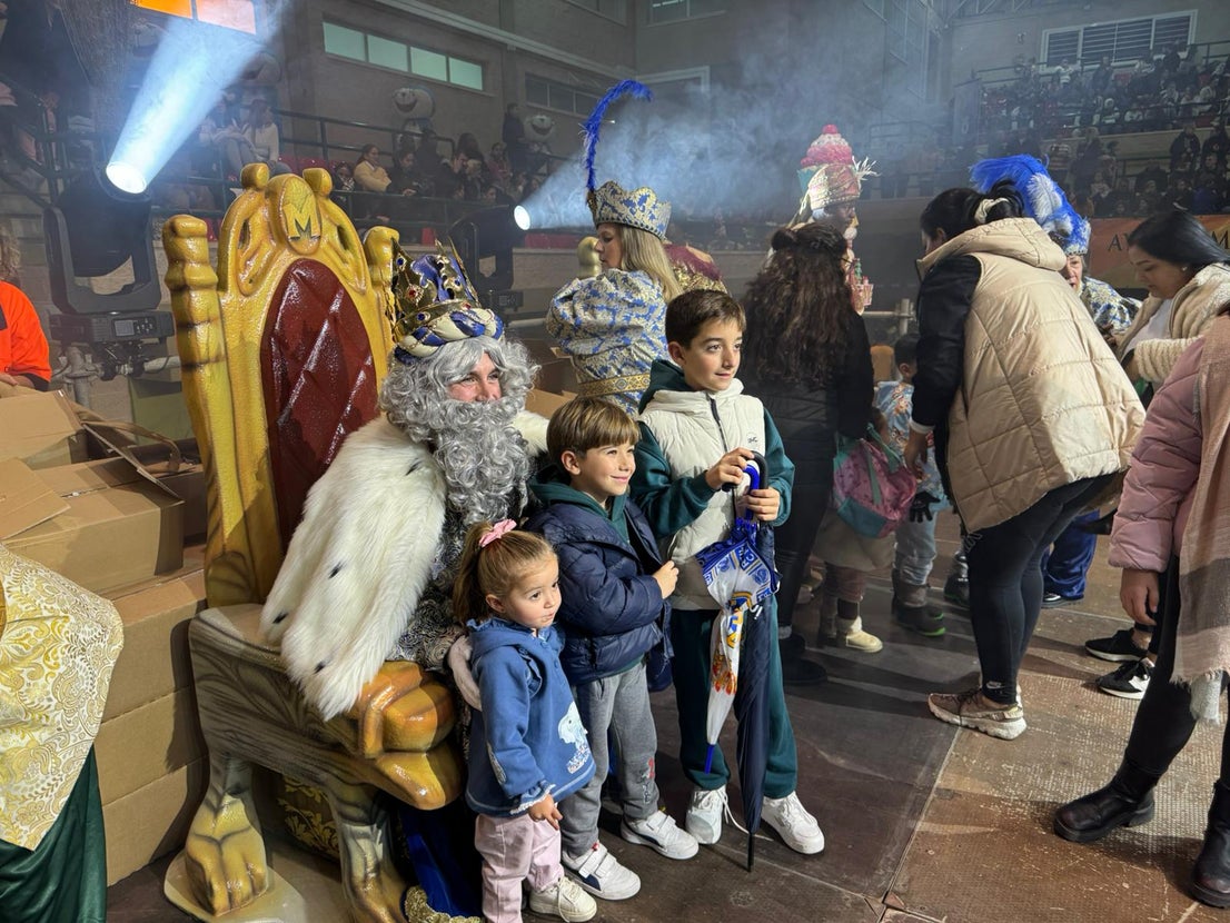 Así se vivió la Cabalgata de Reyes en Roquetas de Mar, Aguadulce y El Parador